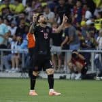 MLS suspende Luis Suárez por chute em adversário durante os playoffs