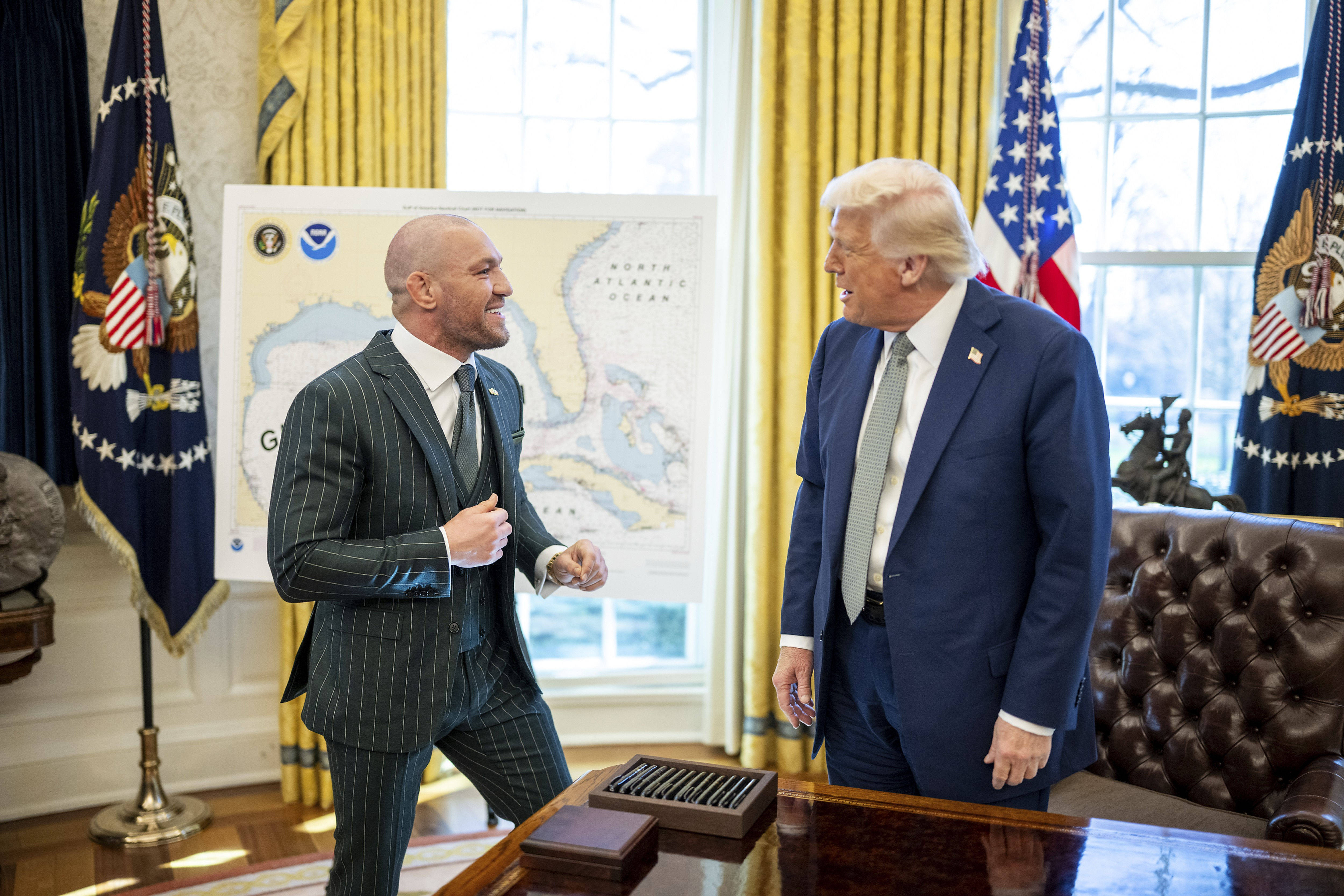 [UFC] 🇺🇸 McGregor mira luta histórica na Casa Branca e pede bolsa milionária