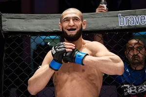 Khamzat Chimaev “liga a metralhadora” e desafia Brock Lesnar, GSP e Cormier