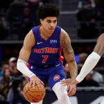 NBA: Bucks sofrem, mas derrotam Pistons com 45 pontos de Lillard