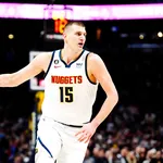 NBA: Nuggets voltam a vencer e se classificam para os playoffs