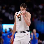 &lsquo;Ele &eacute; um problema para a liga&rsquo;, elogia Jokic ap&oacute;s duelo contra joia da NBA