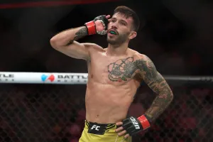 UFC Vegas 84: Adversário não bate peso e luta de brasileiro é cancelada