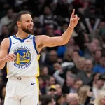 NBA: Warriors vencem Raptors com show de Curry e les&atilde;o de all-star