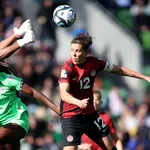 Copa Feminina: Canad&aacute; &eacute; despachado pela Austr&aacute;lia sem recorde de Sinclair