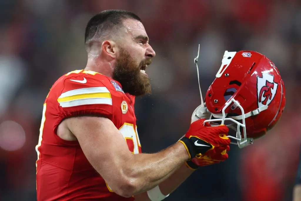 Super Bowl: Travis Kelce comenta discuss&atilde;o com t&eacute;cnico