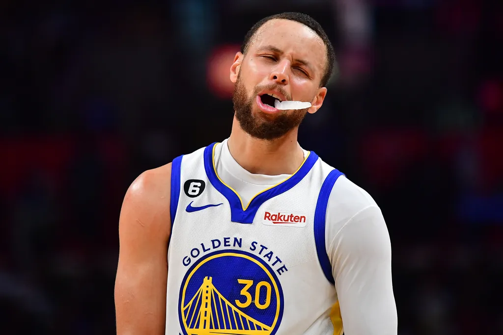 NBA: Warriors viram alvo da press&atilde;o da torcida no Target Center e perdem em Minnesota