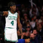 Jrue Holiday renova com os Celtics e entra em lista exclusiva de veteranos na NBA