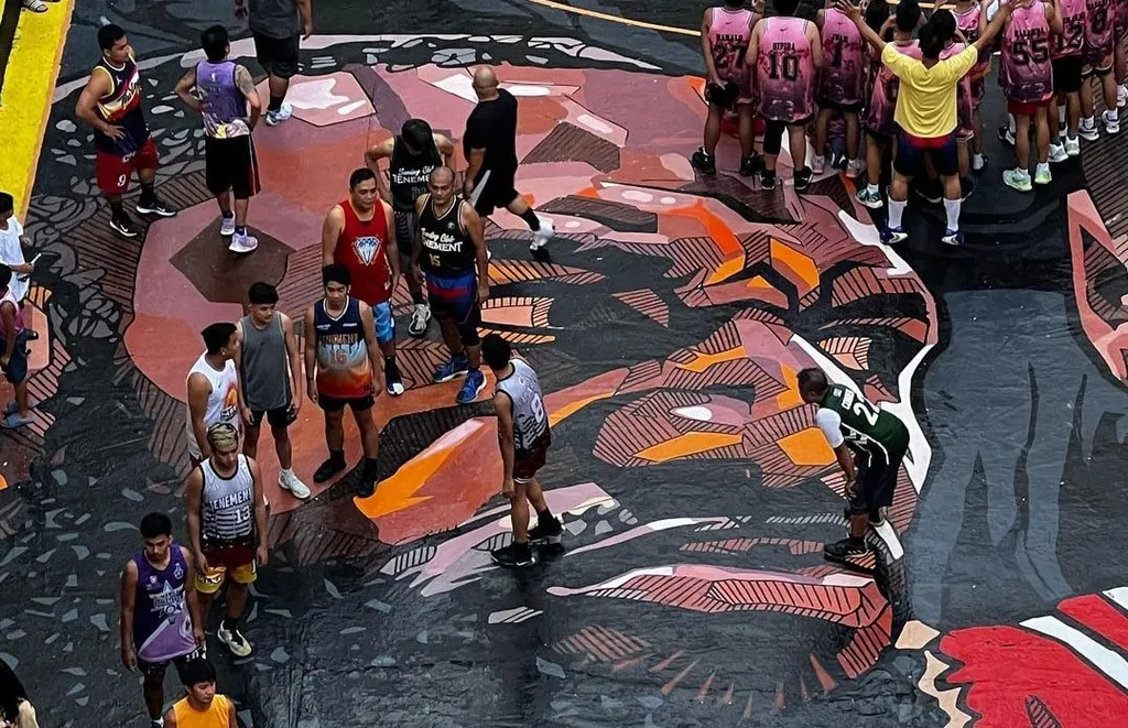 NBA Quadra Basquete LeBron Filipinas Foto: Reprodu&ccedil;&atilde;o/Instagram/@paintedworld_manila