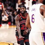 NBA: Patrick Beverley d&aacute; opini&atilde;o pol&ecirc;mica sobre rela&ccedil;&atilde;o dos jogadores com a profiss&atilde;o