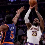 NBA: Lakers vencem e quebram sequ&ecirc;ncia de 9 vit&oacute;rias dos Knicks