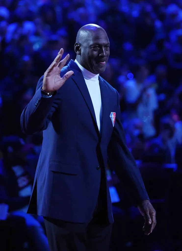 Em pesquisa, jogadores da NBA colocam Michael Jordan acima de LeBron James