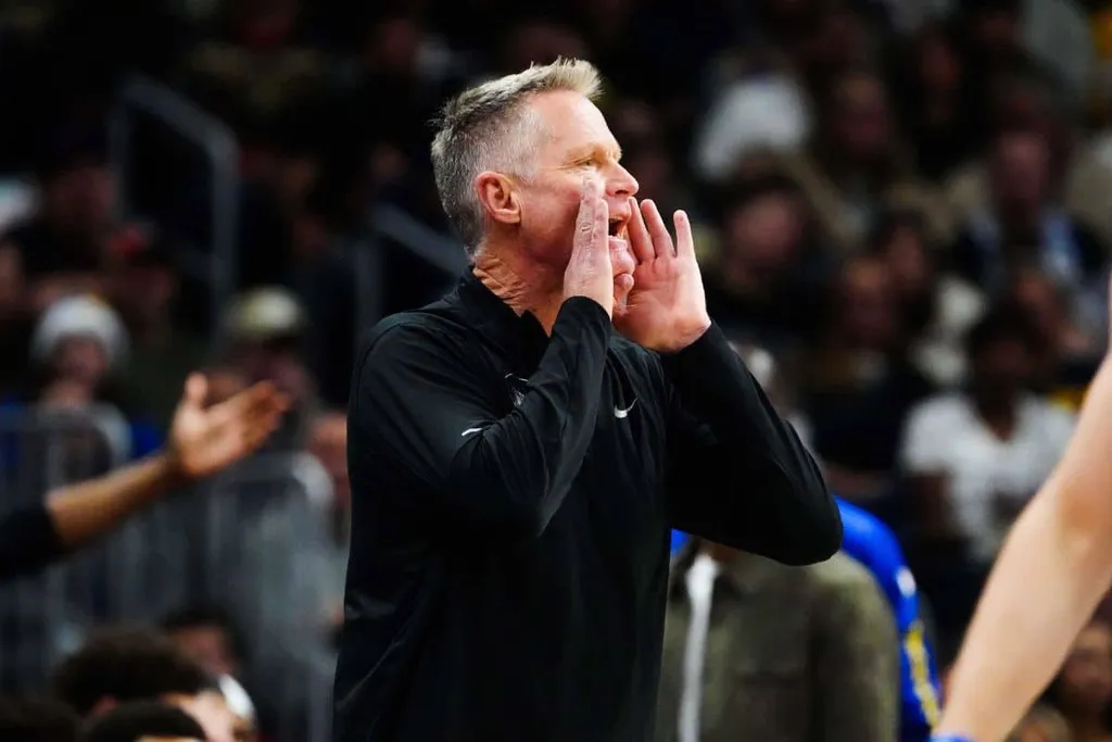 NBA: Steve Kerr aponta problema dos Warriors ap&oacute;s derrota por 36 pontos