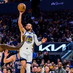 NBA: Embiid marca 46, mas Curry e Poole brilham na vit&oacute;ria dos Warriors sobre os Sixers