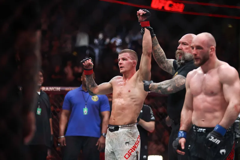 [UFC] Dawson x Aliev: sete tentativas de queda por 15 minutos de luta