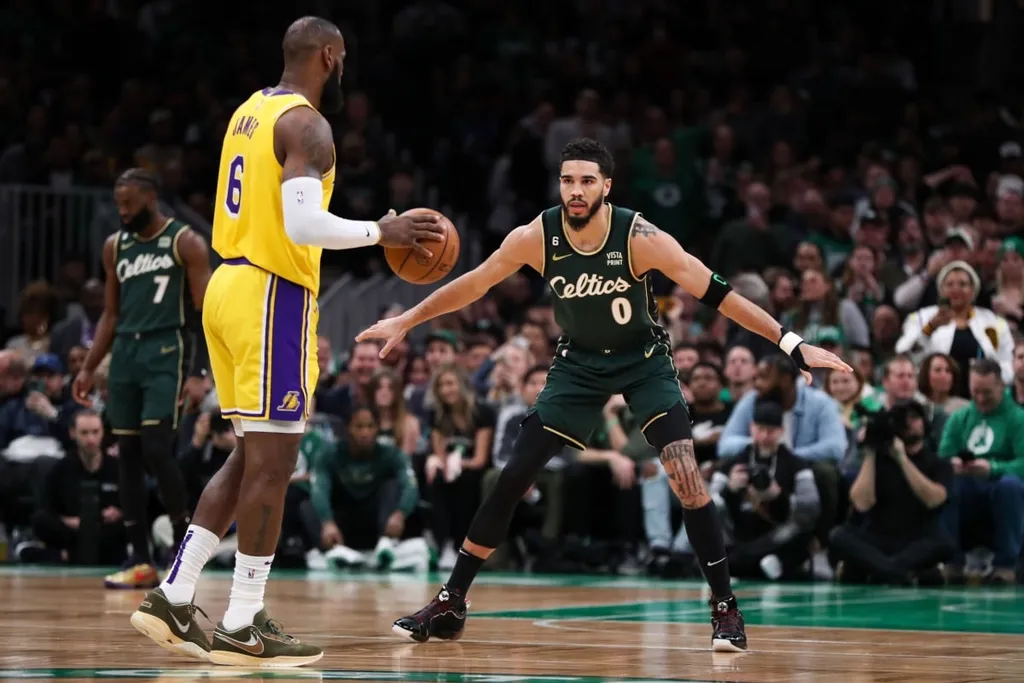 Jayson Tatum fala sobre o rosto da NBA ap&oacute;s aposentadoria de LeBron
