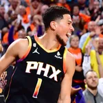 NBA: Devin Booker faz hist&oacute;ria nos Suns com jogo de 44 pontos