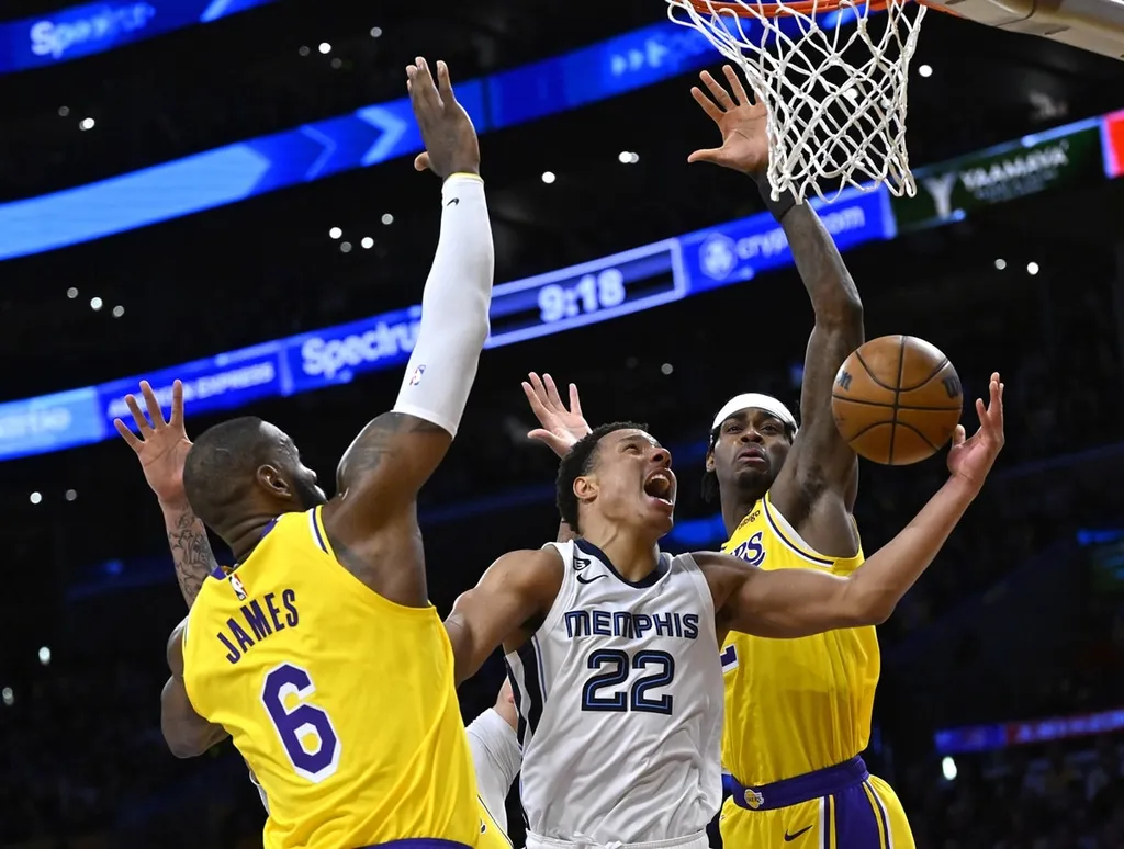 NBA: Lakers &lsquo;calam&rsquo; Grizzlies ap&oacute;s vit&oacute;ria por 40 pontos de diferen&ccedil;a
