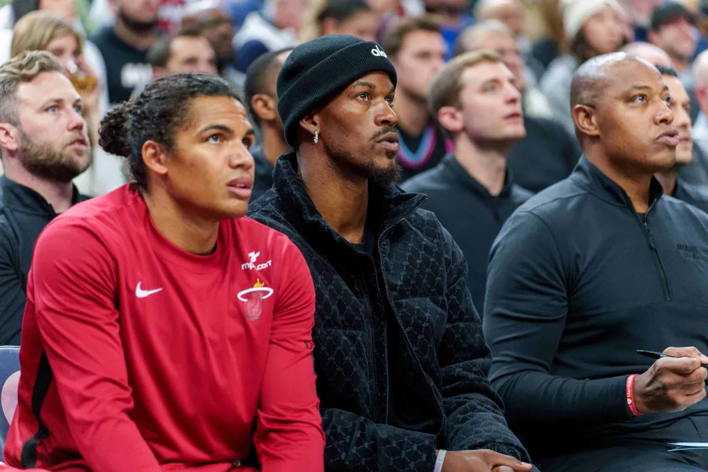 NBA: Jimmy Butler provoca torcida dos Wolves e inflama treta antiga