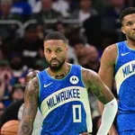 Giannis elogia game winner de Lillard na NBA: &lsquo;Por isso ganha dinheiro&rsquo;