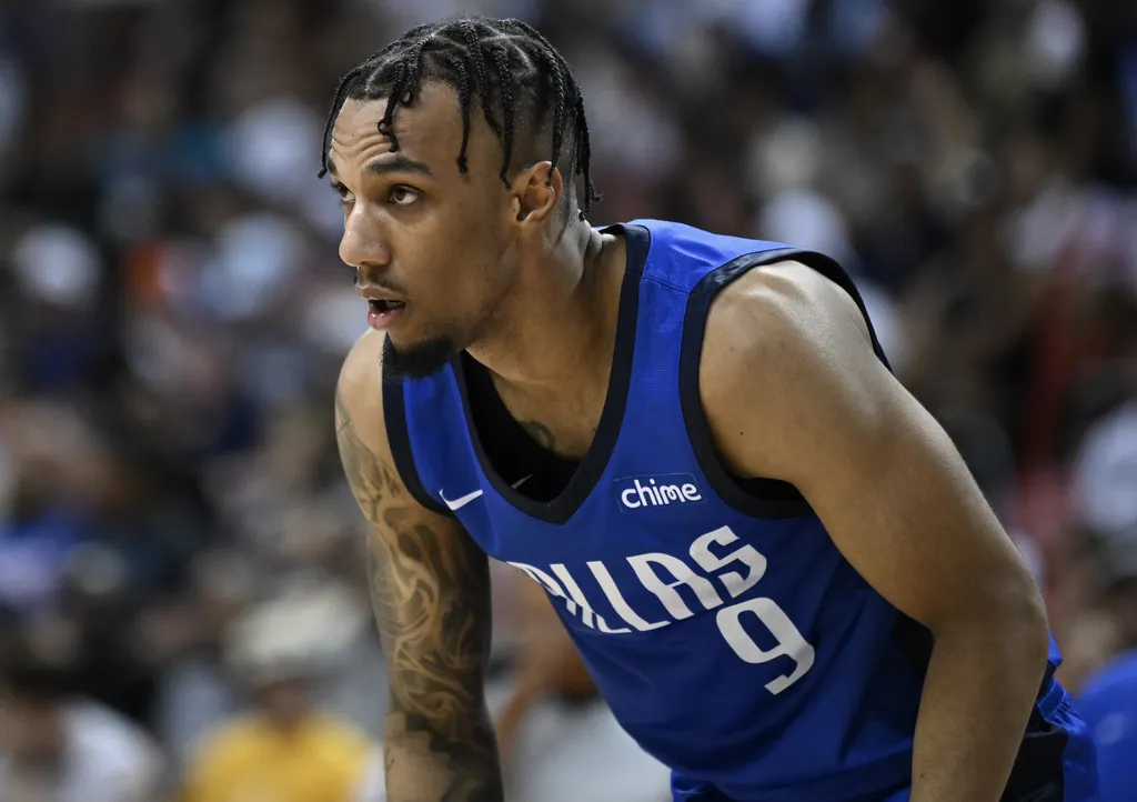 Summer League: Mavs x Pacers tem sequ&ecirc;ncia de erros inacredit&aacute;veis