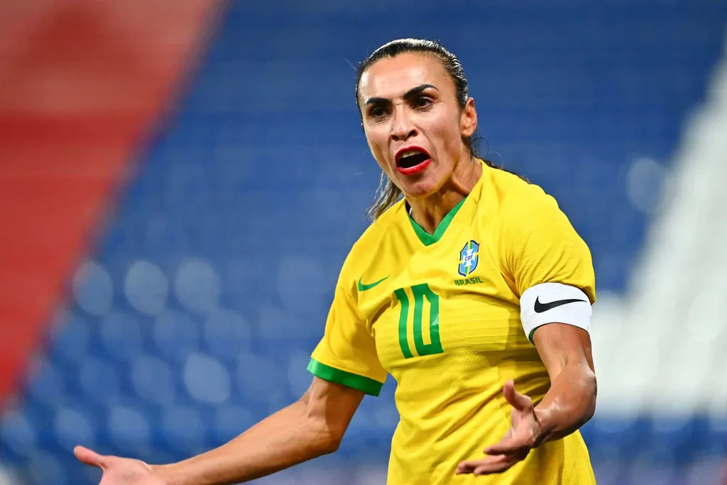 Quem &eacute; melhor no futebol feminino: Brasil ou Estados Unidos?