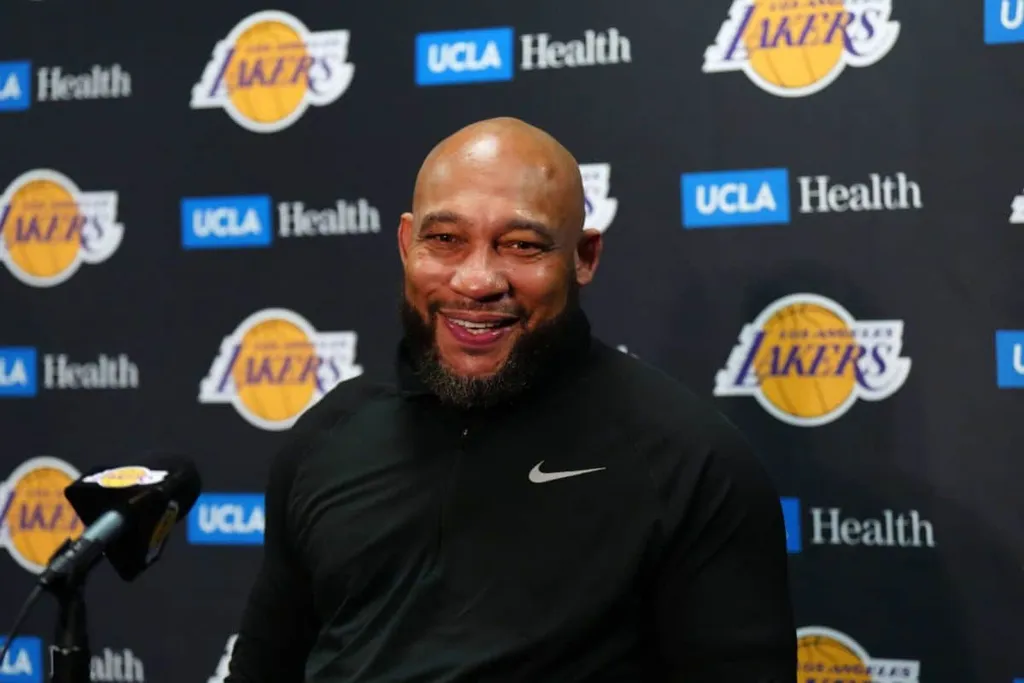NBA: ap&oacute;s 2 anos, Ex-Lakers retorna ao Milwaukee Bucks como assistente t&eacute;cnico