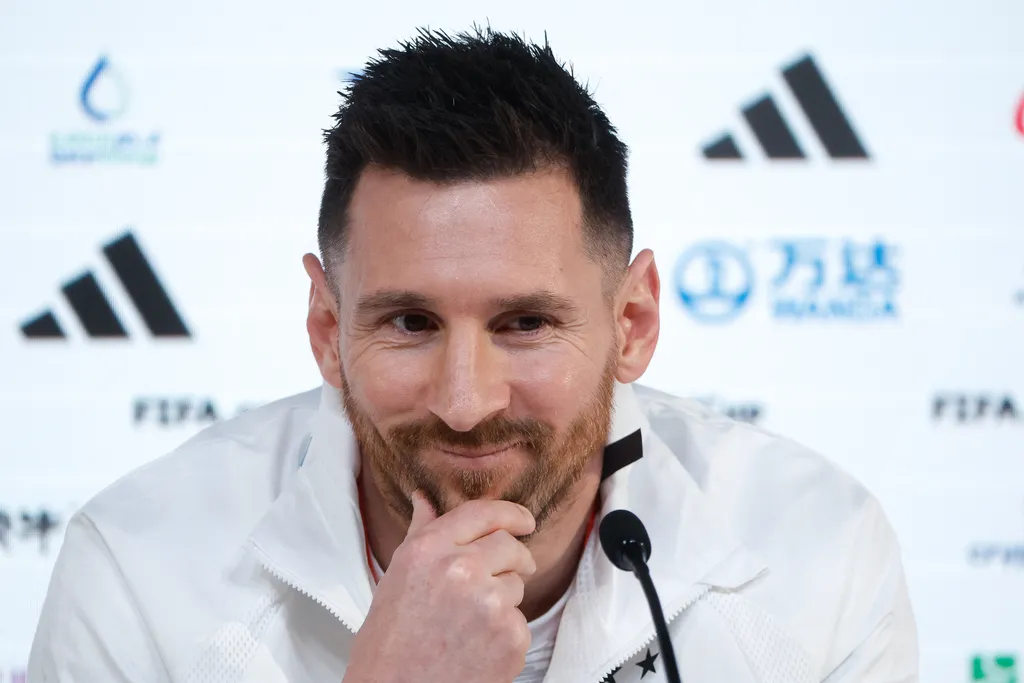 Messi no Barcelona? Presidente do Inter Miami menciona volta do argentino &agrave; Espanha