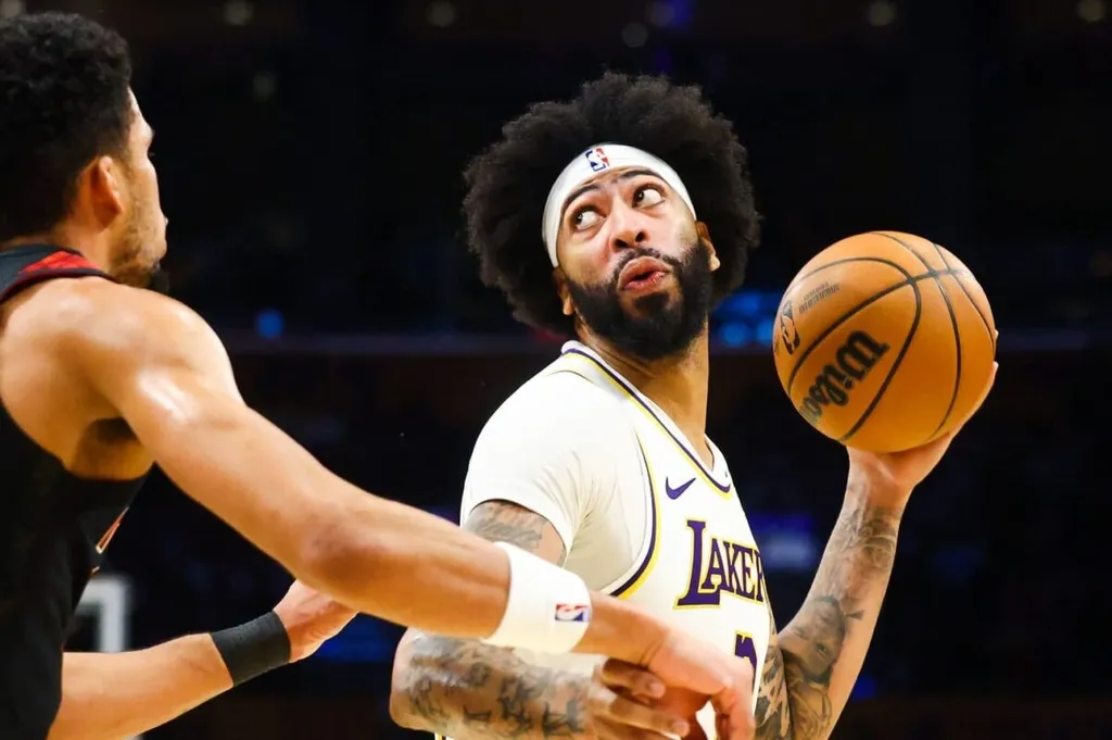 Resultados NBA 12/11: Lakers vencem sem LeBron e com show de Anthony Davis