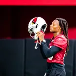 NFL: Titans abrem cofre e garantem contrato milion&aacute;rio com DeAndre Hopkins