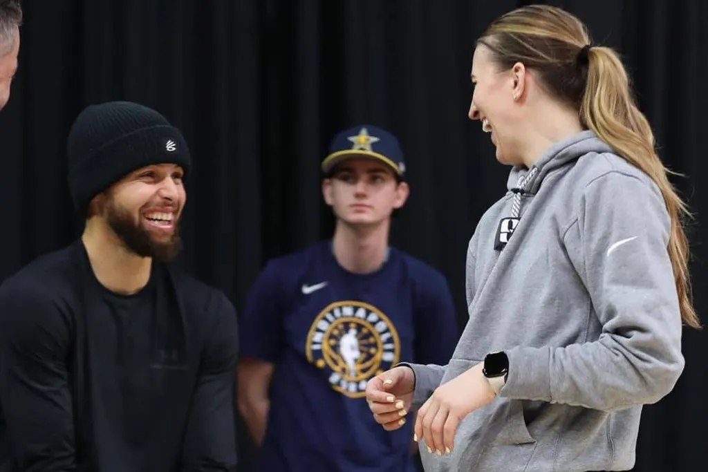 Sabrina Ionescu entrega &lsquo;jogo sujo&rsquo; de Curry: &lsquo;Tenta entrar na minha cabe&ccedil;a&rsquo;