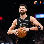NBA: em duelo de Klay e Booker, Warriors levam a melhor sobre Suns