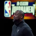 T&eacute;cnico dos Bucks leva esporro de jogador ap&oacute;s elimina&ccedil;&atilde;o na Copa NBA