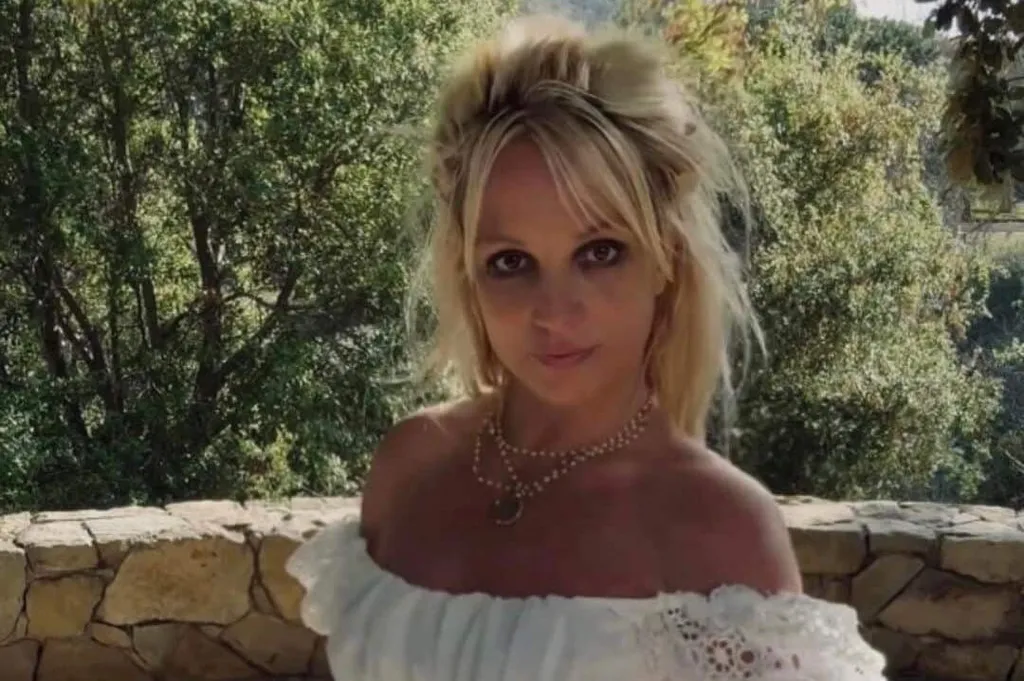 Vaza v&iacute;deo de tapa de seguran&ccedil;a da NBA em Britney Spears; veja