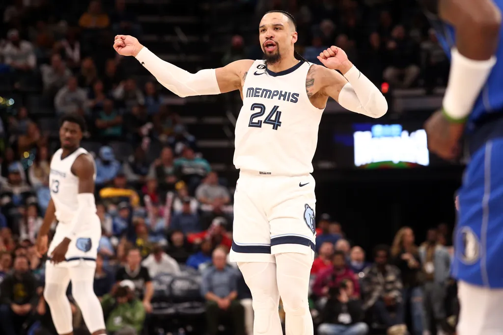 NBA: Brooks provoca jogador dos Mavs e recebe 18&ordf; falta t&eacute;cnica
