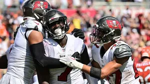 NFL: Após tragédia, Linebacker dos Buccaneers faz homenagem emocionada à filha falecida