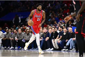 NBA: Sixers vencem Raptors em noite histórica de Embiid, Maxey e Tobias