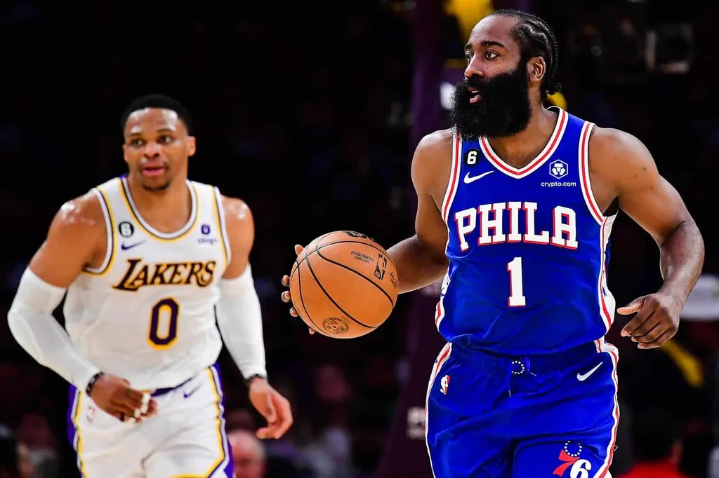NBA: Harden e Westbrook se reencontram em vit&oacute;ria dos Clippers
