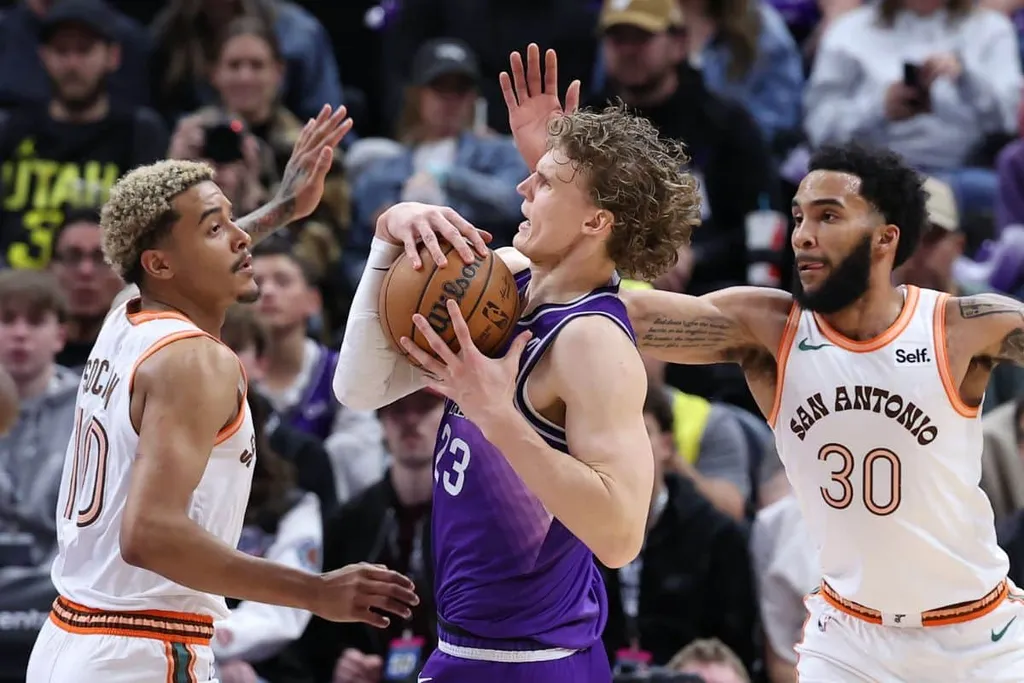 NBA: Markkanen brilha e garante vit&oacute;ria do Jazz sobre os Spurs