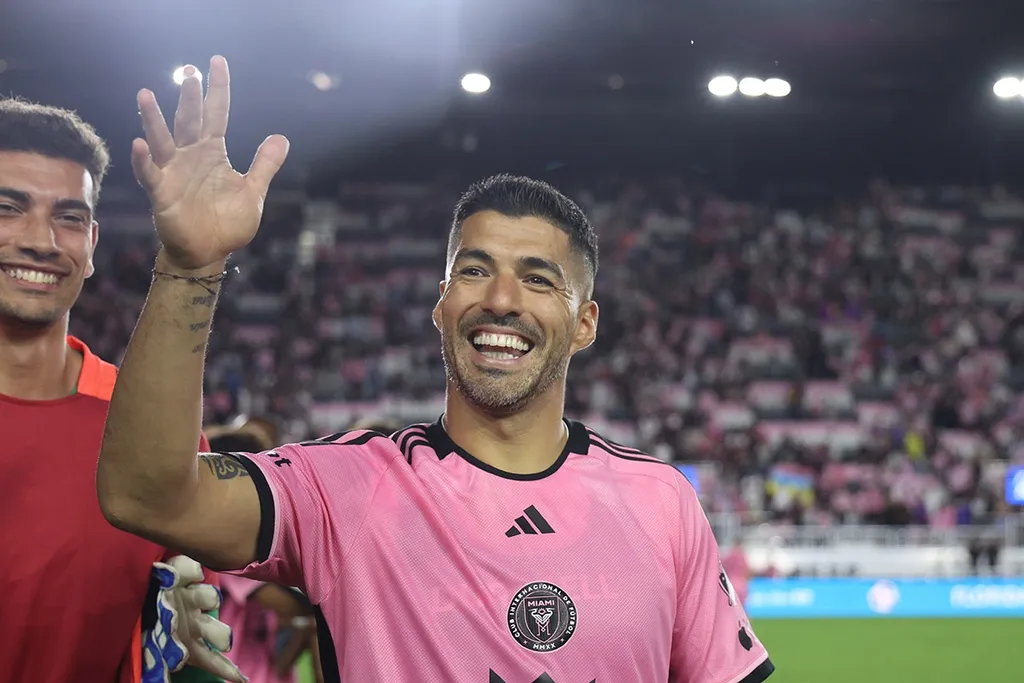 MLS: Sem Messi, Inter Miami v&ecirc; Su&aacute;rez anotar 2 para decidir o jogo contra o DC United