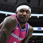 NBA: dois times saem na frente em uma poss&iacute;vel troca por Bradley Beal