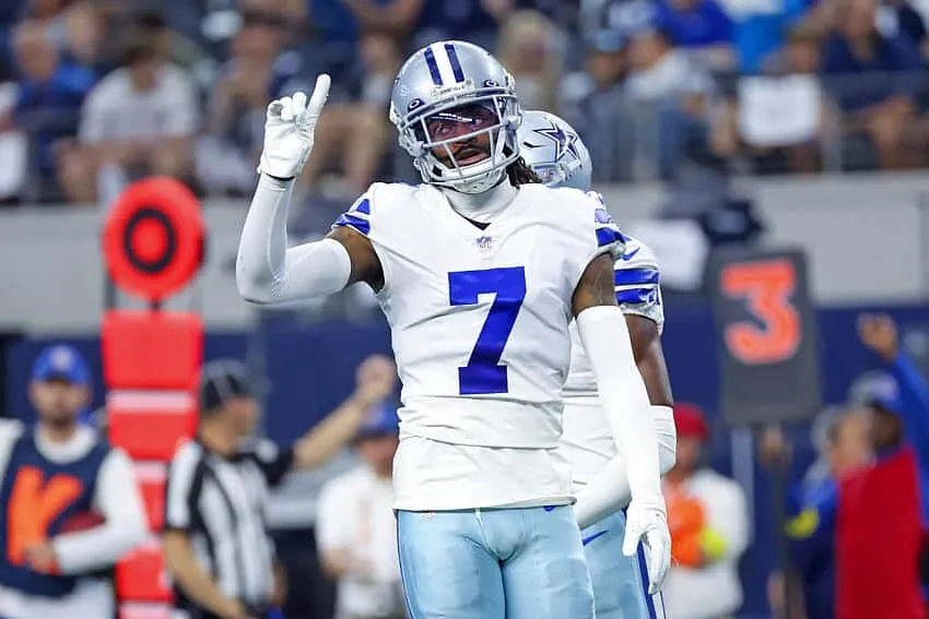 NFL: Trevon Diggs sofre les&atilde;o em treino e fica de fora da temporada dos Cowboys