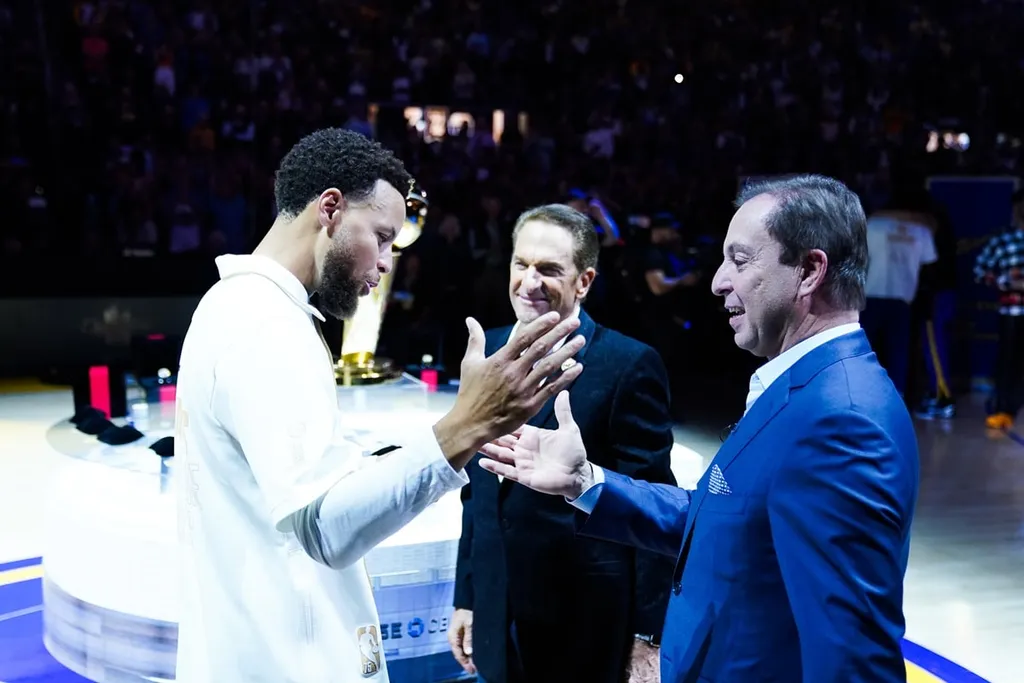 NBA: dono dos Warriors revela futuro da equipe e diz que s&oacute; existe &lsquo;um plano&rsquo;