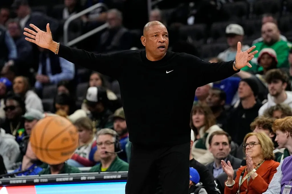 Ex-jogador da NBA detona Doc Rivers: &lsquo;&Eacute; sempre uma desculpa&hellip;