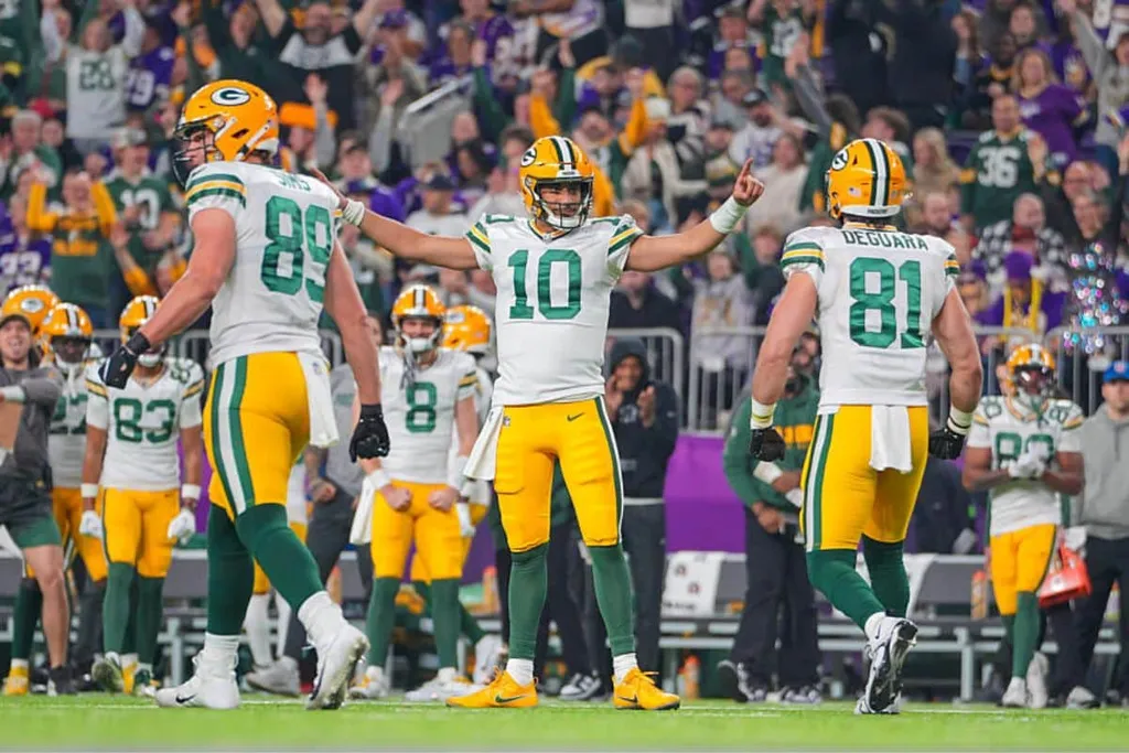 NFL: Packers atropelam Vikings com grande atua&ccedil;&atilde;o de Jordan Love
