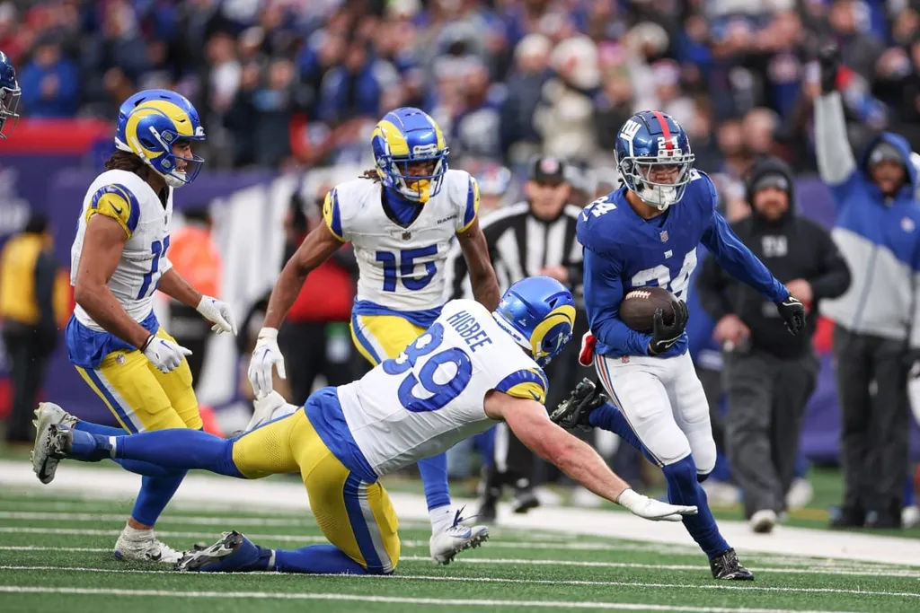 NFL: Rams reassinam com wide receiver e mant&eacute;m talento no time