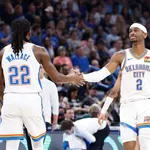 Shai brilha em vit&oacute;ria do OKC sobre os Bucks em casa