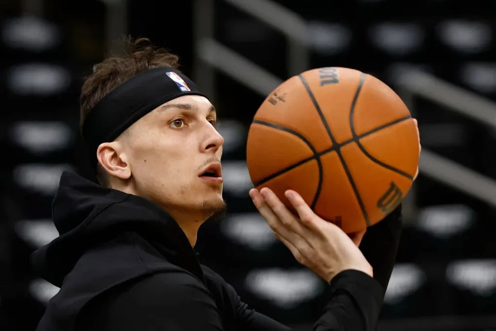 Vai sair? Estrela do Heat coloca mans&atilde;o &agrave; venda e aumenta rumores sobre transfer&ecirc;ncia na NBA