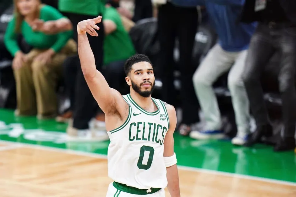 NBA divulga &lsquo;time ideal&rsquo; da temporada 2023-24