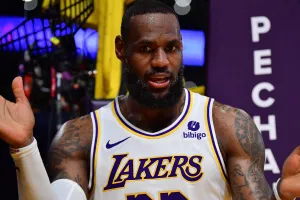 Nem James, nem Davis: Lakers superam Blazers com ‘herói’ improvável na NBA